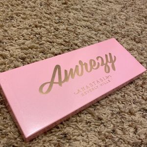 ABH Amrezy palette